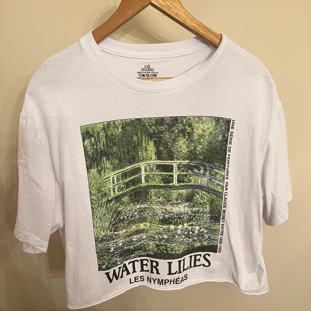 Claude Monet Cropped Tee Size L